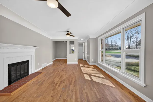 $249,900 | 3304 Spring Arbor Road, Jackson, MI 49203