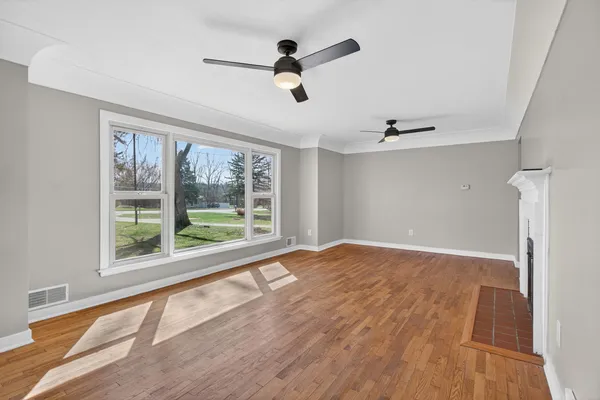 $249,900 | 3304 Spring Arbor Road, Jackson, MI 49203