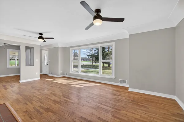 $249,900 | 3304 Spring Arbor Road, Jackson, MI 49203