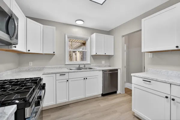 $249,900 | 3304 Spring Arbor Road, Jackson, MI 49203