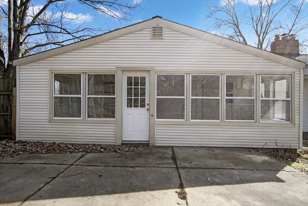 $249,900 | 3304 Spring Arbor Road, Jackson, MI 49203