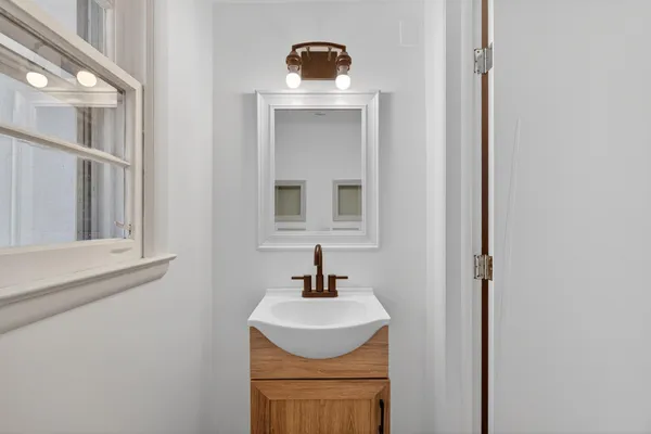 $249,900 | 3304 Spring Arbor Road, Jackson, MI 49203