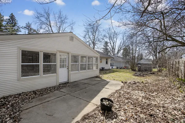 $249,900 | 3304 Spring Arbor Road, Jackson, MI 49203