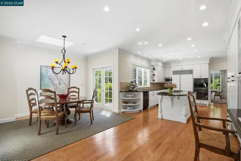 $2,995,000 | 45 Merrill Circle North, Moraga, CA 94556
