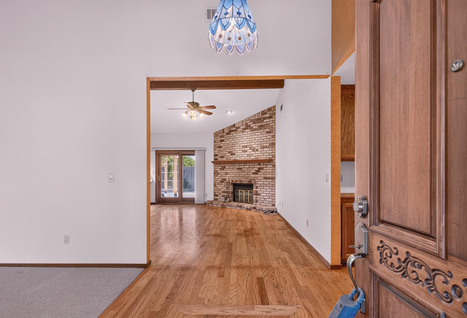 5312 Engle Road Carmichael, CA 95608 - Photo 8 of 60 Gallery Image 8