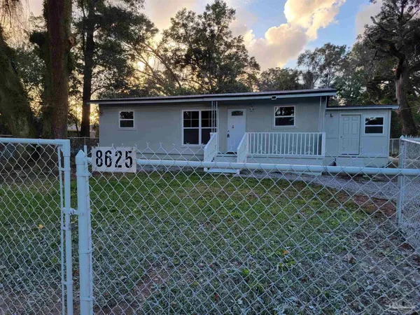 $1,600 | 8625 Stockdale Avenue, Pensacola, FL 32514