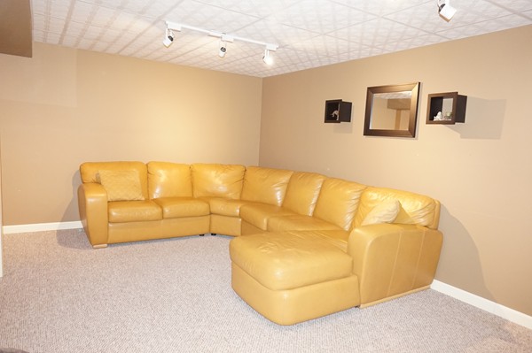 88 Kyle Road Fitchburg, MA 01420 - Photo 21 of 28 Gallery Image 21