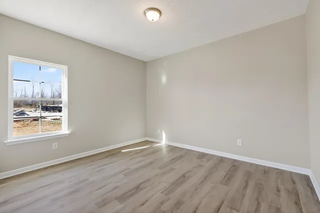 $398,900 | 346 North Fork Branch Road, Normandy, TN 37360