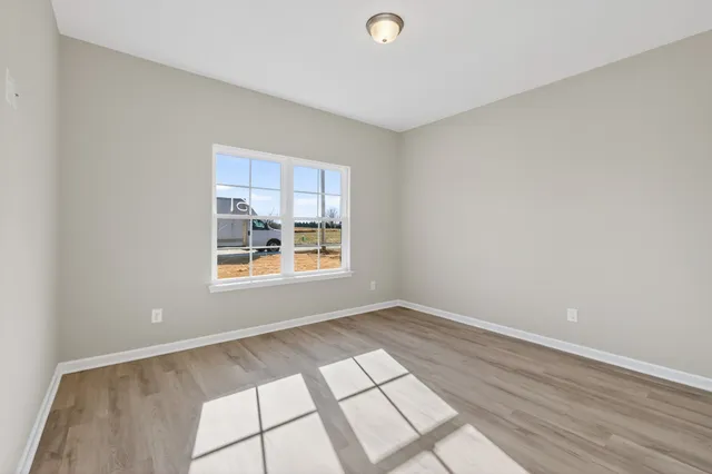 $398,900 | 346 North Fork Branch Road, Normandy, TN 37360