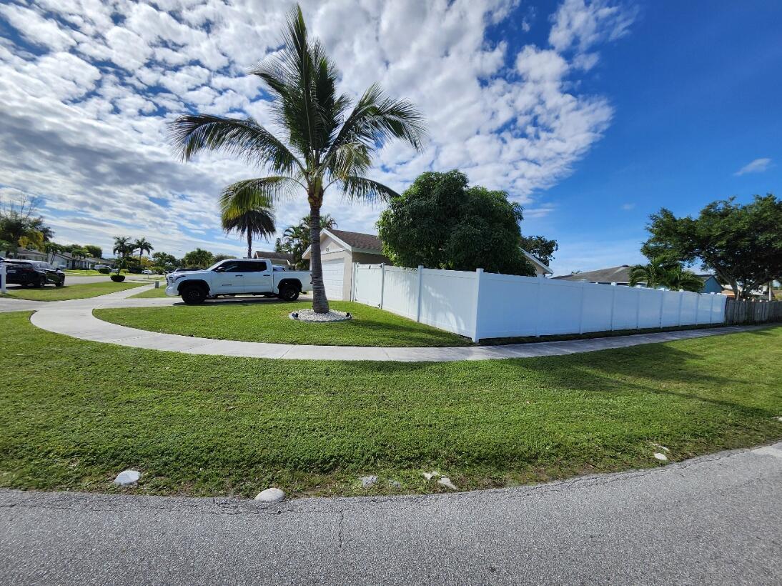 1473 Donwoods Lane Royal Palm Beach, FL 33411 - Photo 3 of 95 All Fence