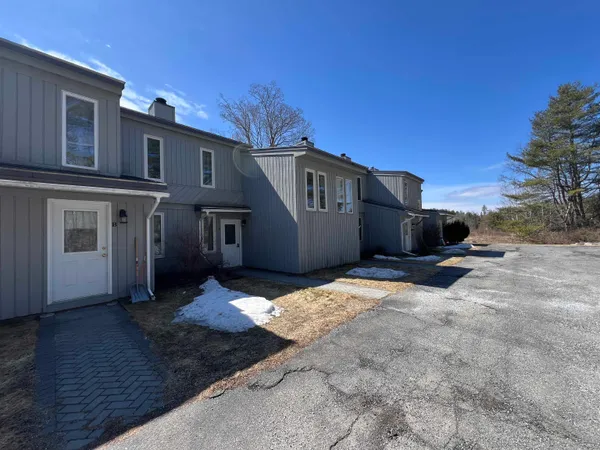 $285,000 | 3095 Thompsonburg Road, Unit B/2, Londonderry, VT 05155