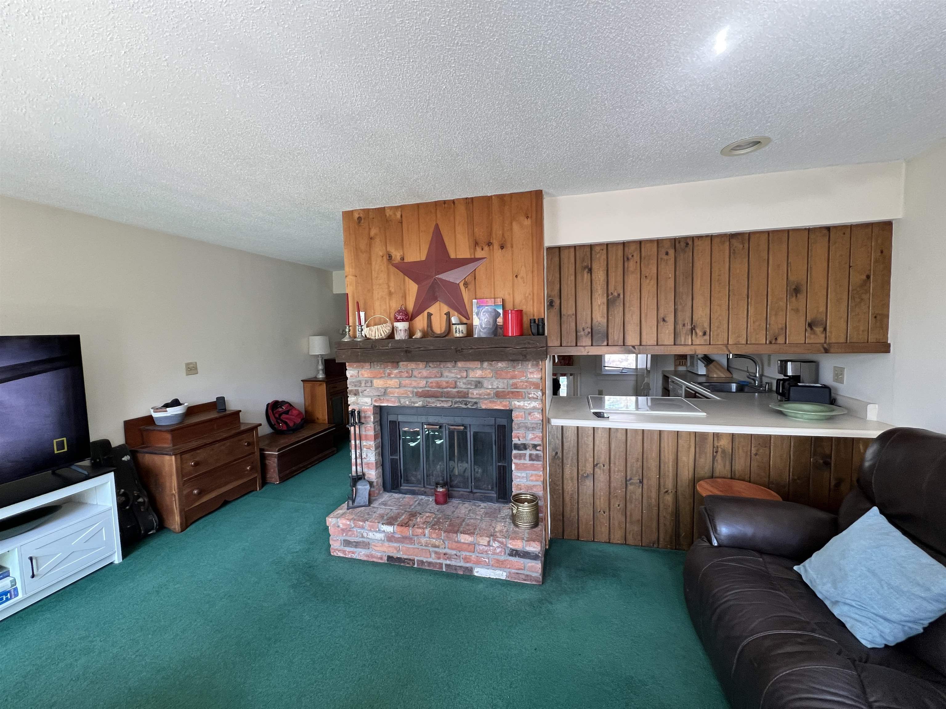 3095 Thompsonburg Road, Unit B/2 Londonderry, VT 05155 - Photo 5 of 19