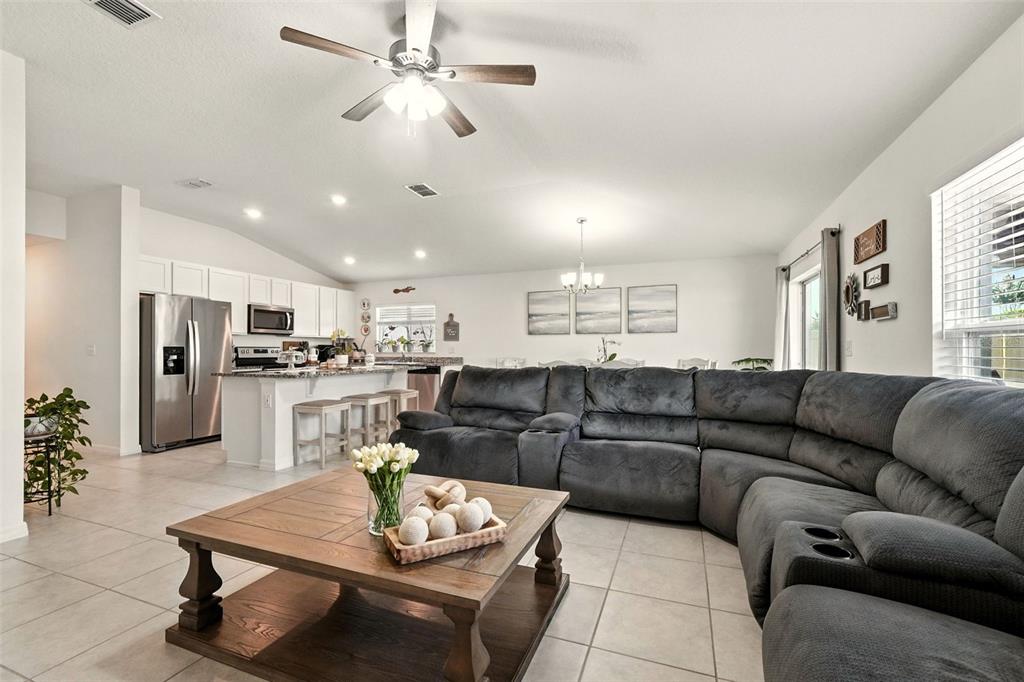 3240 Casa Del Rey Avenue Kissimmee, FL 34746 - Photo 15 of 38