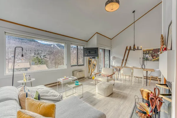 $485,000 | 14 Highwood Road, Unit 2, Lincoln, NH 03251