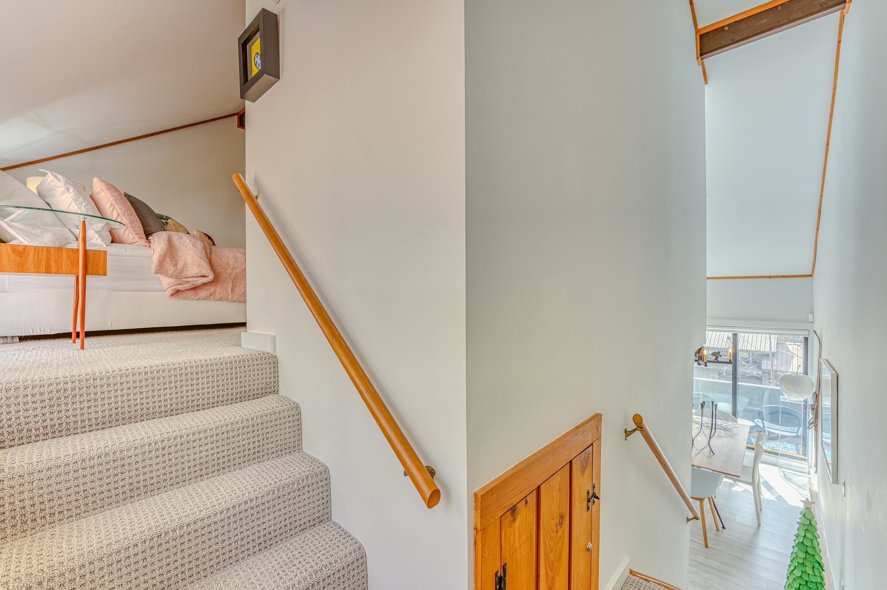 14 Highwood Road, Unit 2 Lincoln, NH 03251 - Photo 19 of 51