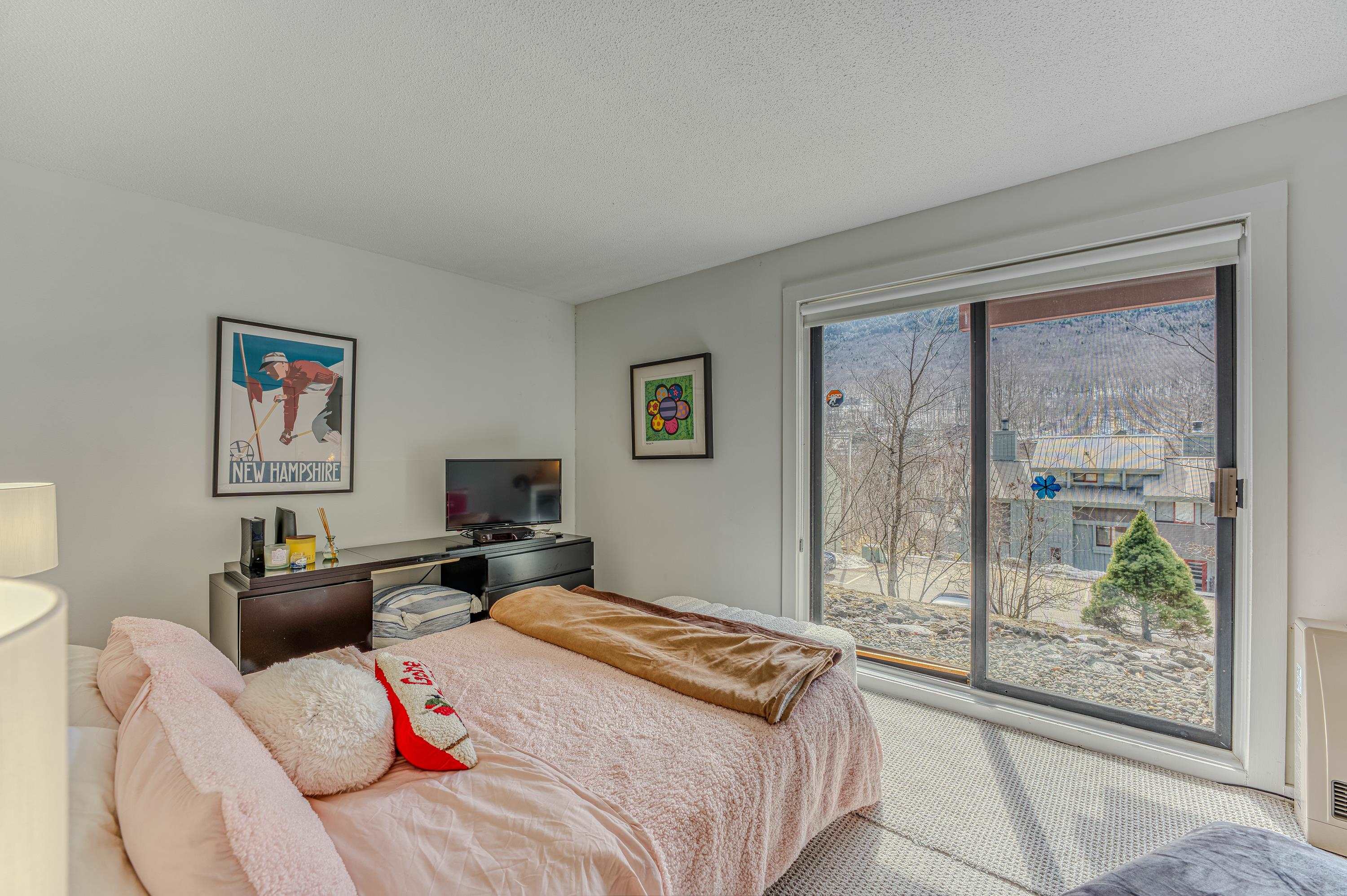 14 Highwood Road, Unit 2 Lincoln, NH 03251 - Photo 38 of 51