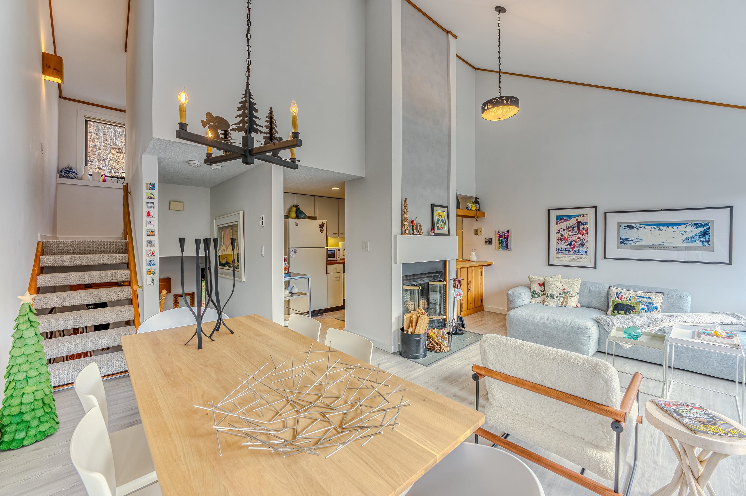 14 Highwood Road, Unit 2 Lincoln, NH 03251 - Photo 8 of 51