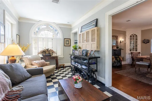 $1,340,000 | 200 Blackmer Place, Webster Groves, MO 63119