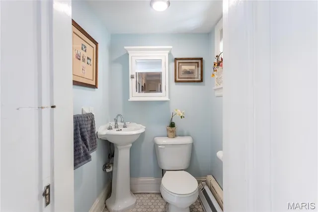 $1,340,000 | 200 Blackmer Place, Webster Groves, MO 63119