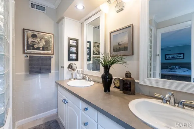 $1,340,000 | 200 Blackmer Place, Webster Groves, MO 63119