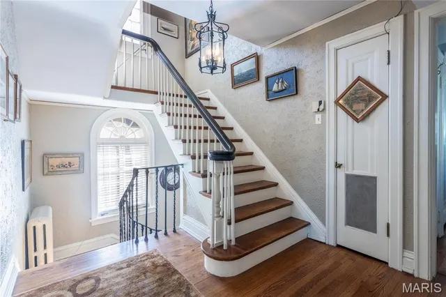 $1,340,000 | 200 Blackmer Place, Webster Groves, MO 63119