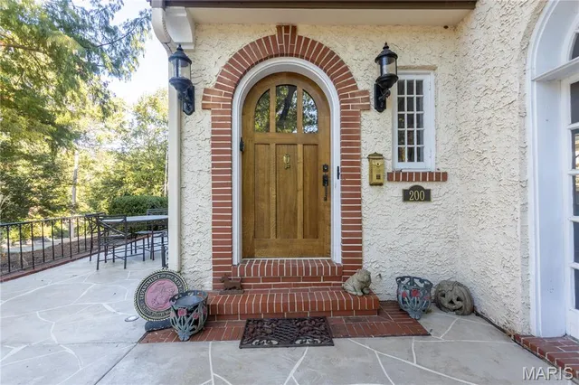 $1,340,000 | 200 Blackmer Place, Webster Groves, MO 63119
