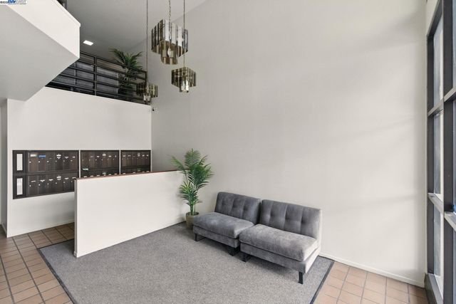 $499,000 | 245 Perkins Street, Unit 33, Oakland, CA 94610