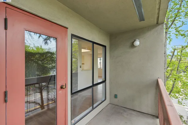 $529,000 | 245 Perkins Street, Unit 33, Oakland, CA 94610