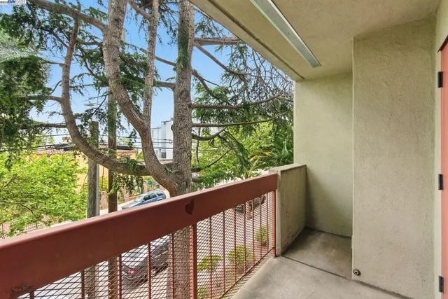 $529,000 | 245 Perkins Street, Unit 33, Oakland, CA 94610