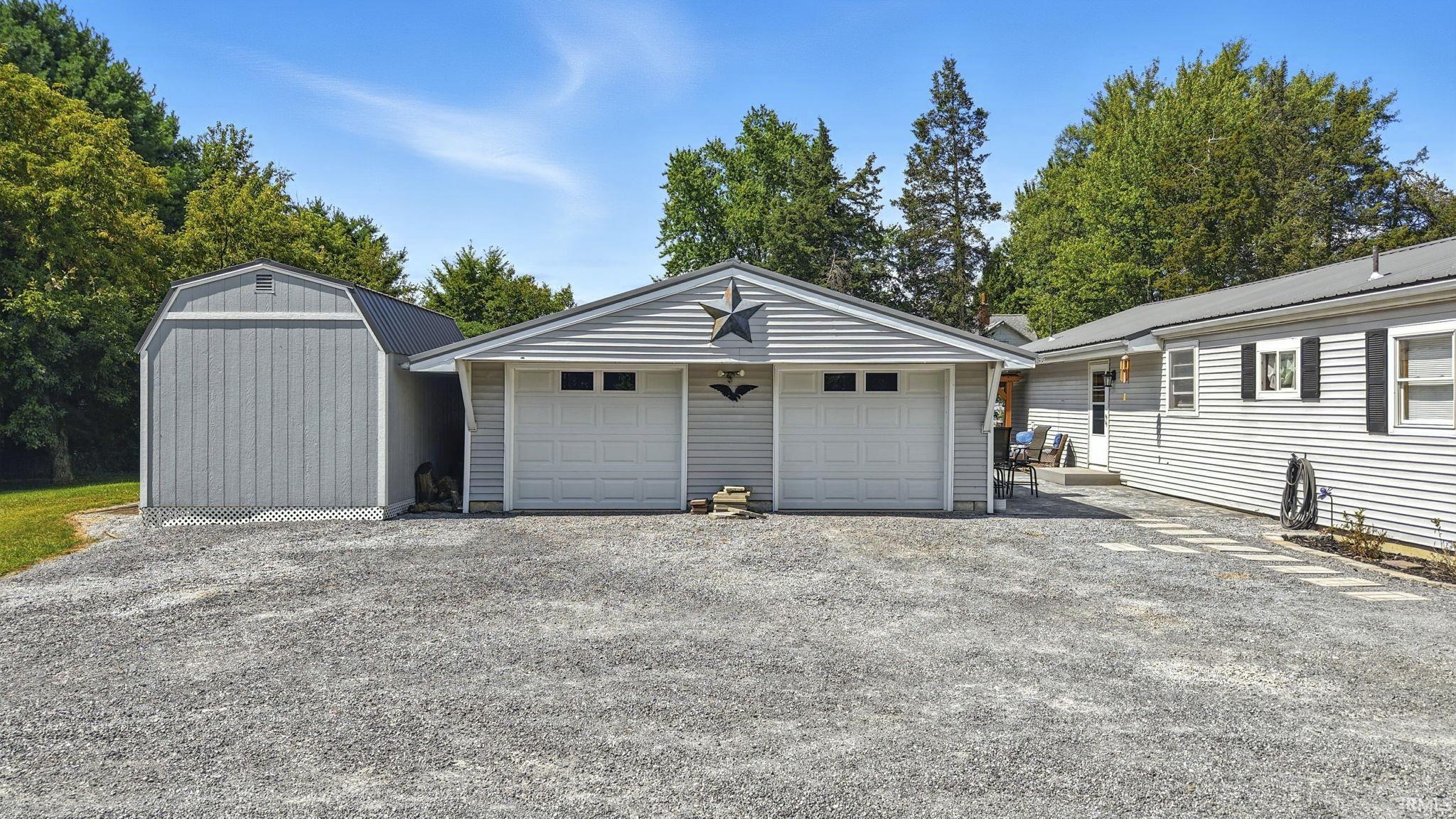 1135 East Feather Valley Road Fremont, IN 46737 - Photo 10 of 36 Gallery Image 10