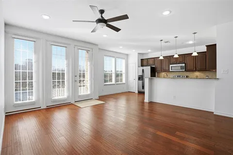 $269,950 | 950 Henderson Street, Unit 1214, Fort Worth, TX 76102