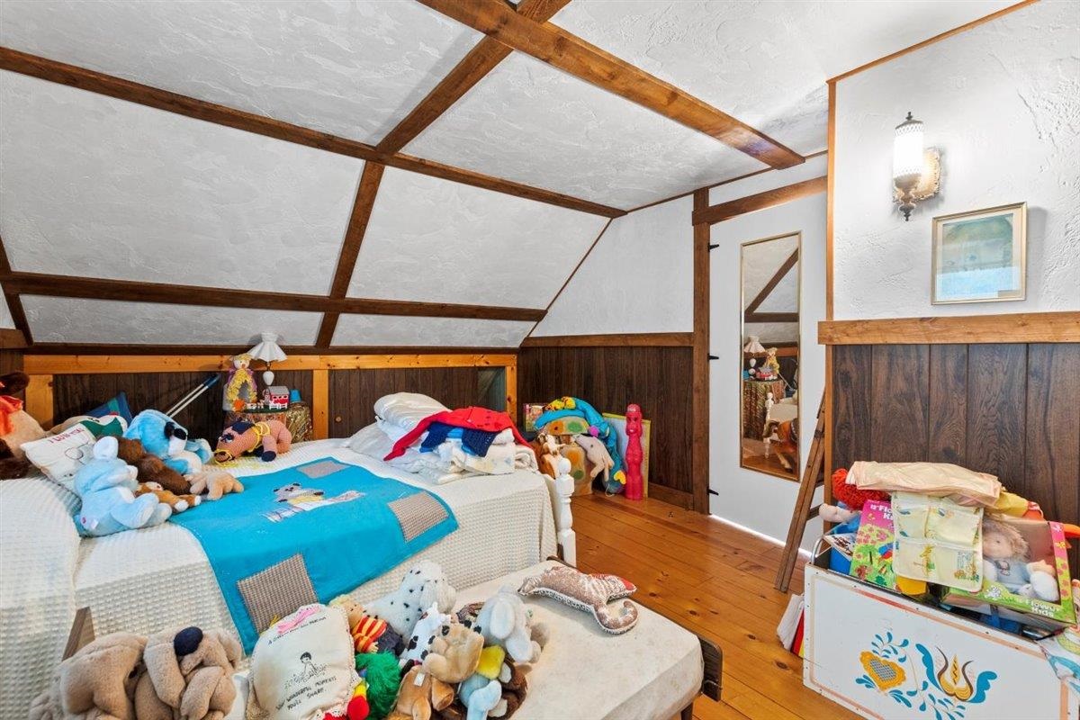 316 Crow Hill Road Pownal, VT 05261 - Photo 16 of 40