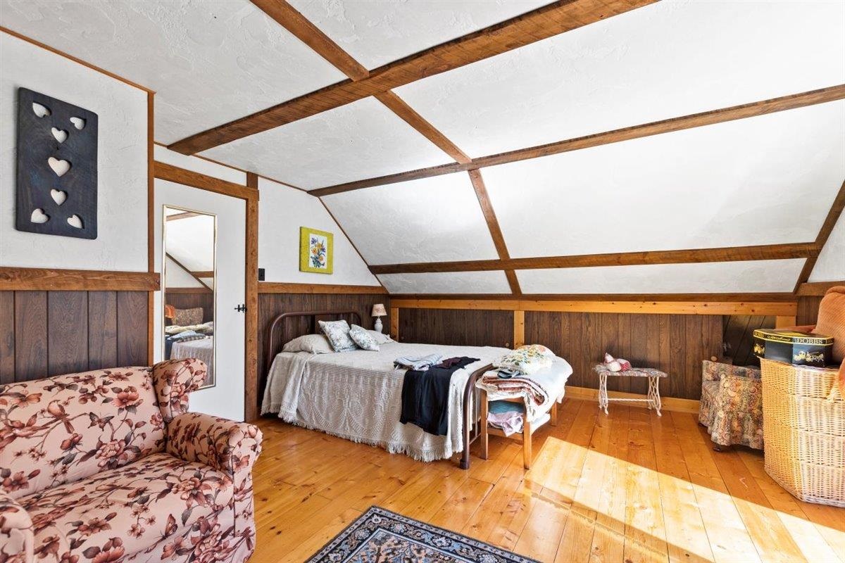 316 Crow Hill Road Pownal, VT 05261 - Photo 21 of 40