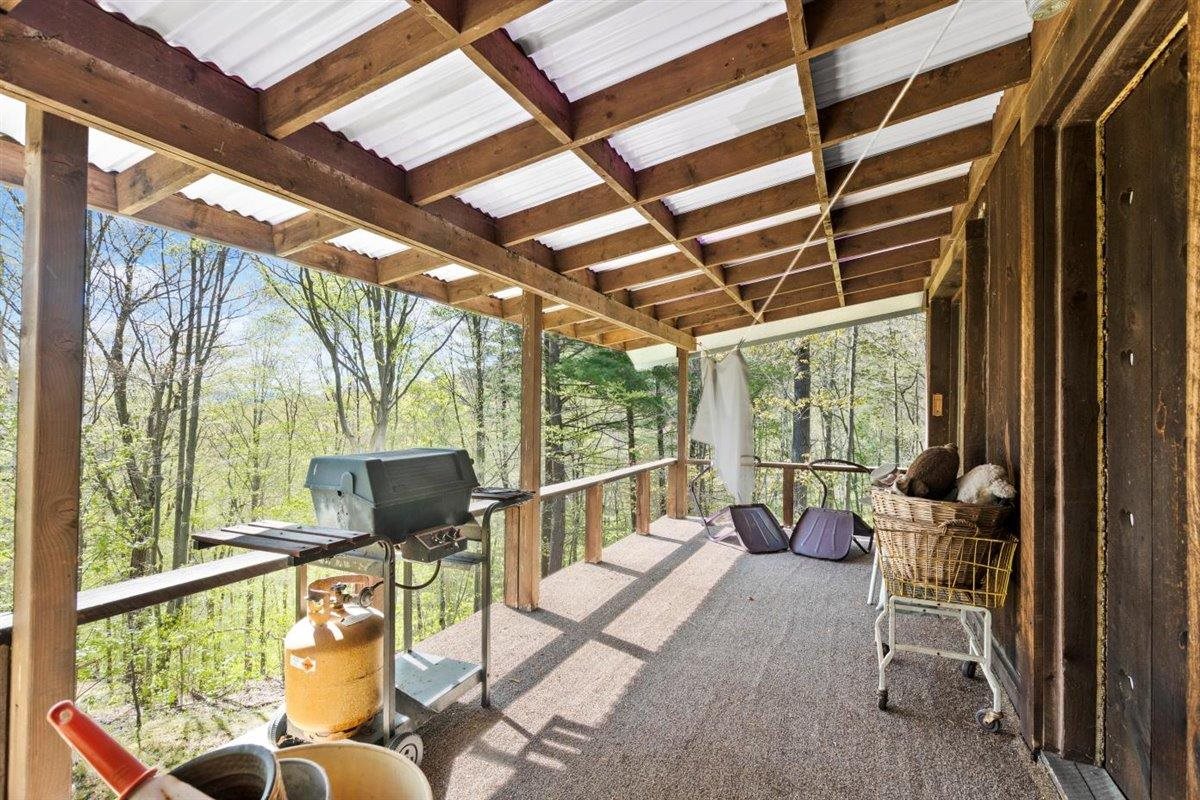 316 Crow Hill Road Pownal, VT 05261 - Photo 23 of 40