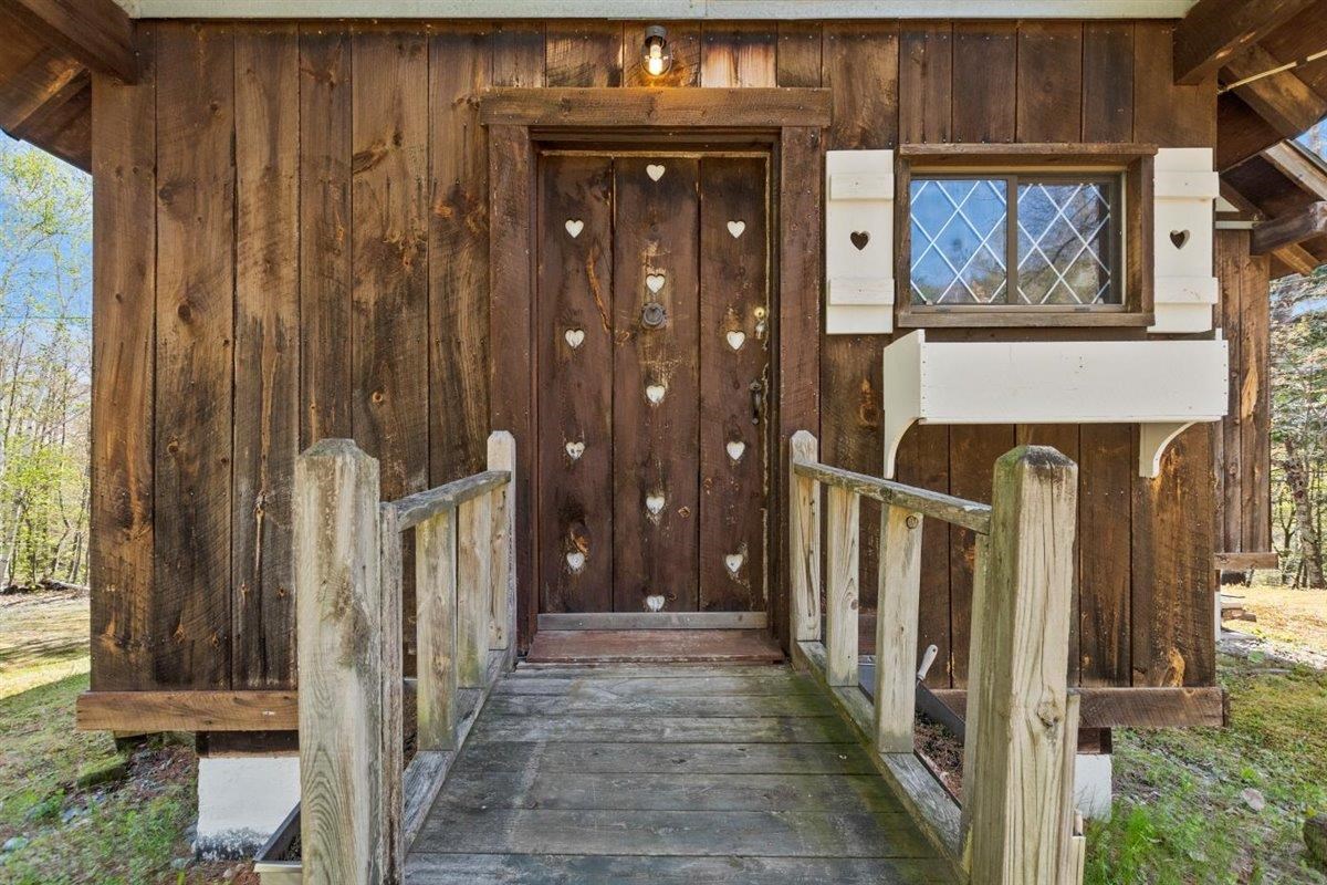 316 Crow Hill Road Pownal, VT 05261 - Photo 26 of 40