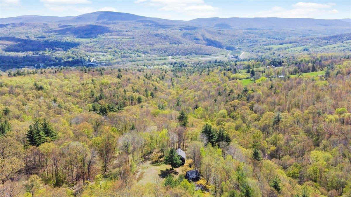 316 Crow Hill Road Pownal, VT 05261 - Photo 37 of 40