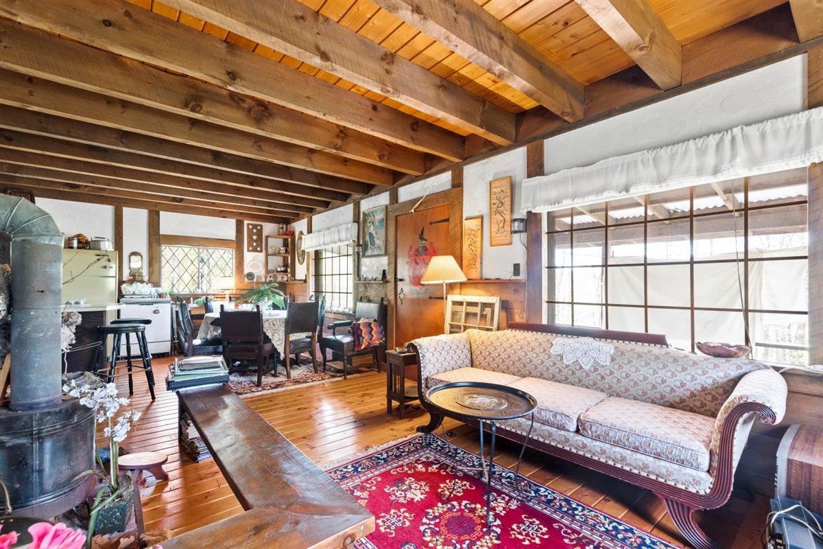 316 Crow Hill Road Pownal, VT 05261 - Photo 10 of 40