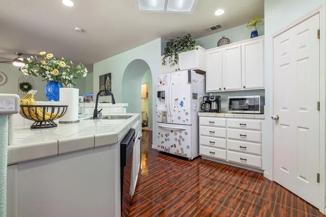 $589,900 | 5831 Alton Court, Riverbank, CA 95367