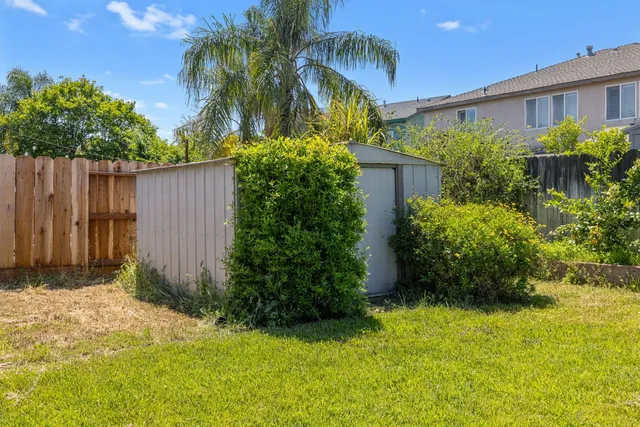 $589,900 | 5831 Alton Court, Riverbank, CA 95367