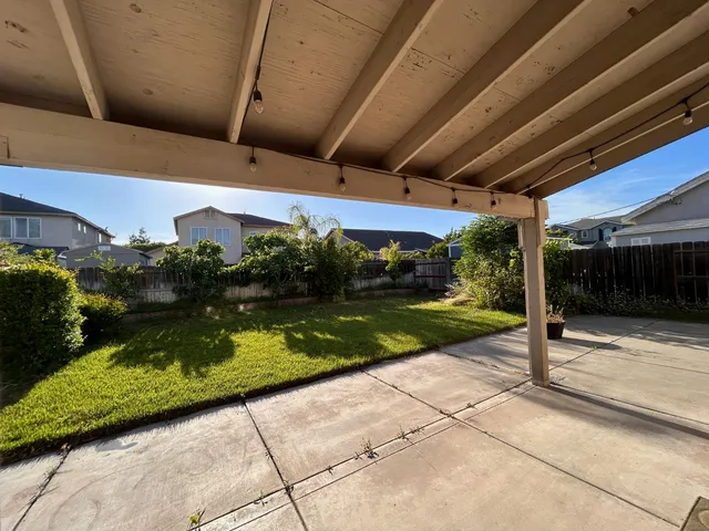 $589,900 | 5831 Alton Court, Riverbank, CA 95367