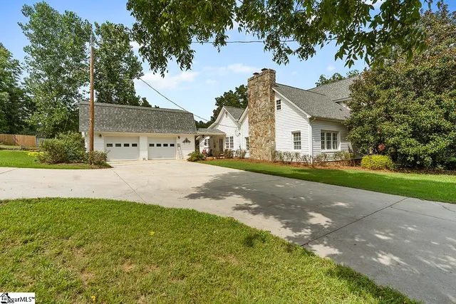 $749,000 | 733 Willard Road, Greenwood, SC 29649