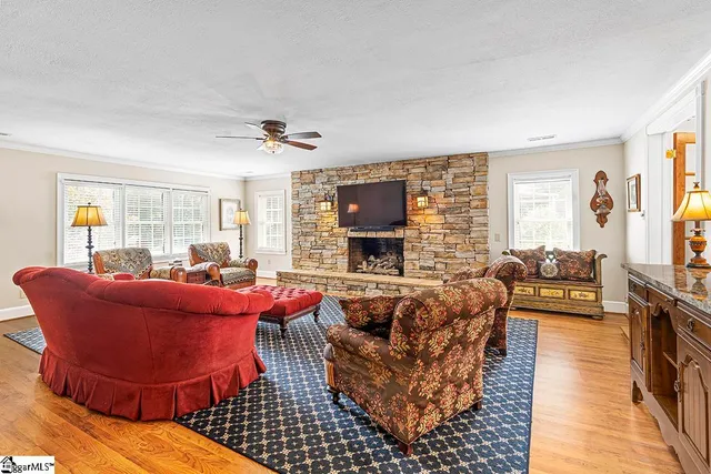 $749,000 | 733 Willard Road, Greenwood, SC 29649