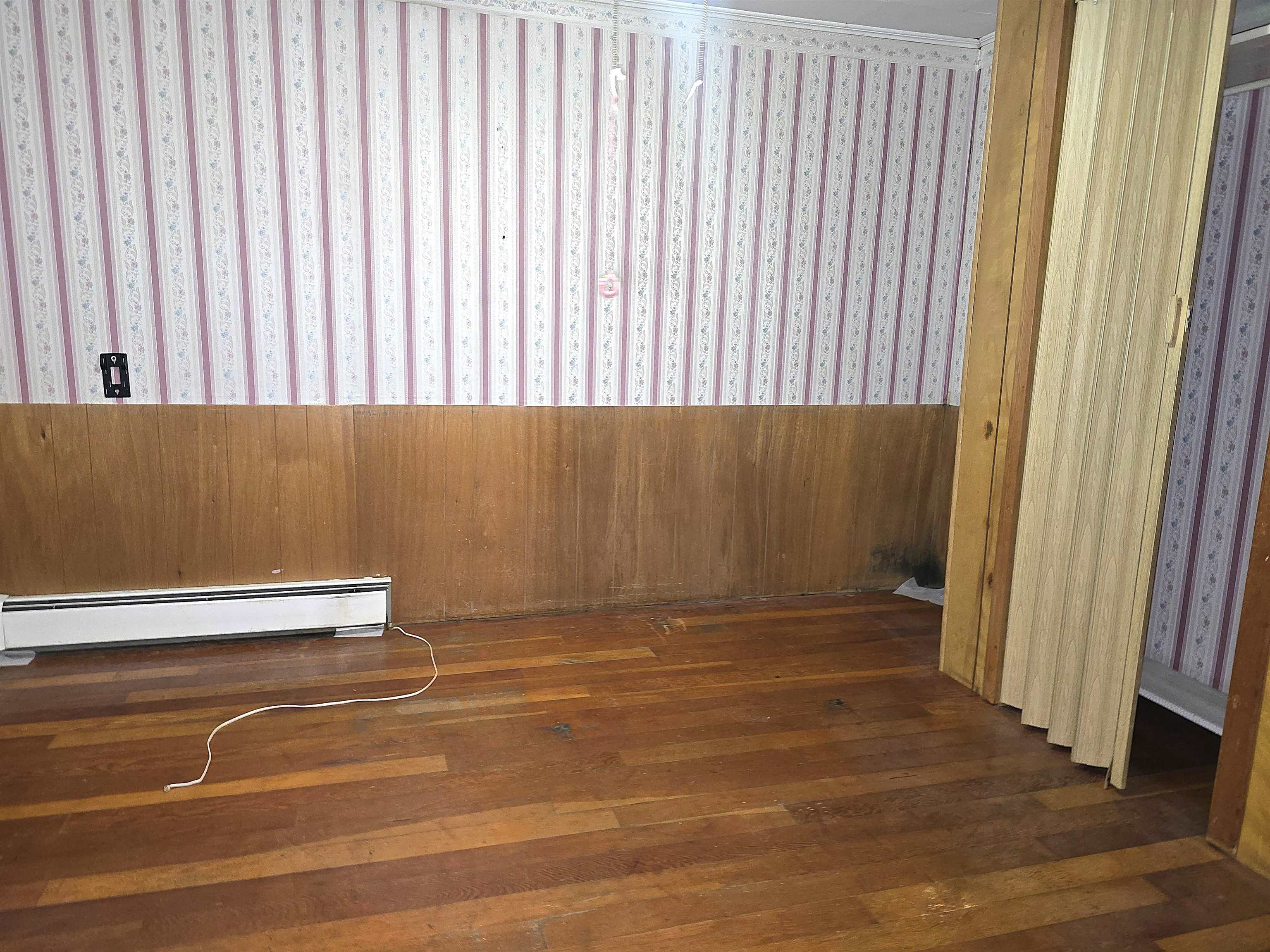 56 Bangor Street Gorham, NH 03581 - Photo 15 of 24