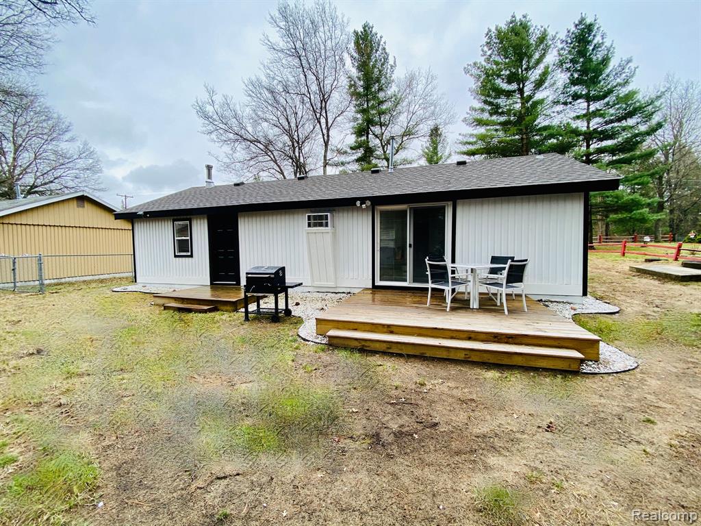 10403 East Madison Road St. Helen, MI 48656 - Photo 10 of 10 Gallery Image 10