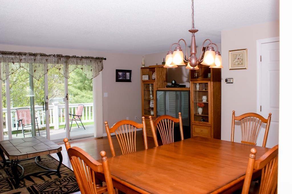 98 Abington Road, Unit 98 Danvers, MA 01923 - Photo 5 of 18 Gallery Image 5