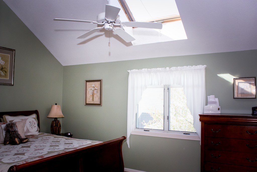 98 Abington Road, Unit 98 Danvers, MA 01923 - Photo 7 of 18 Gallery Image 7