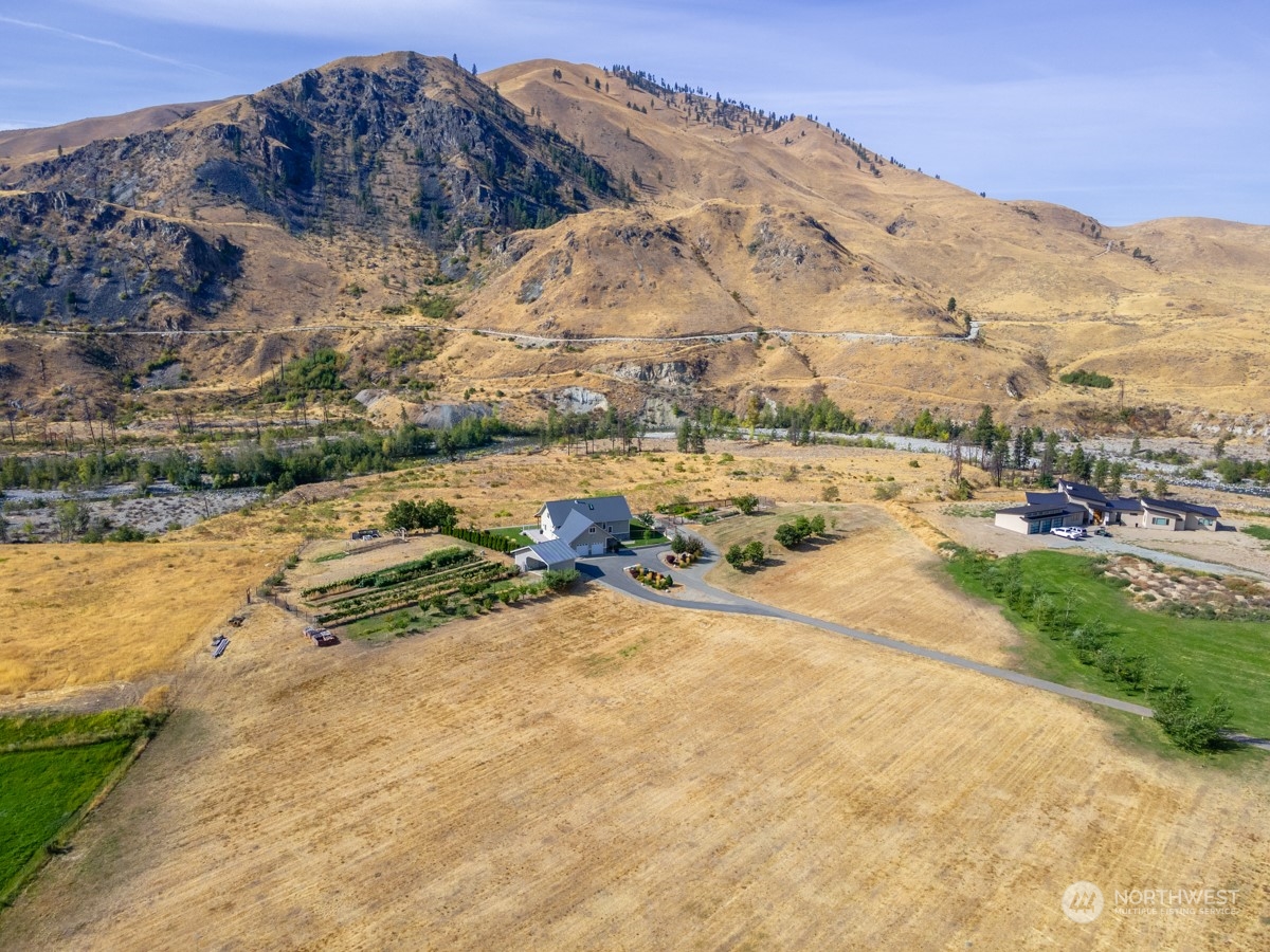 19 Miller Road Chelan, WA 98816 - Photo 2 of 40 Gallery Image 2