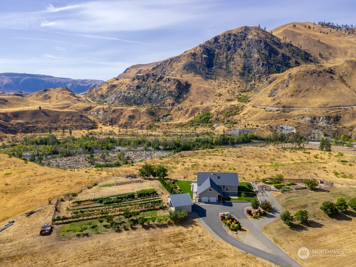 19 Miller Road Chelan, WA 98816 - Photo 3 of 40 Gallery Image 3