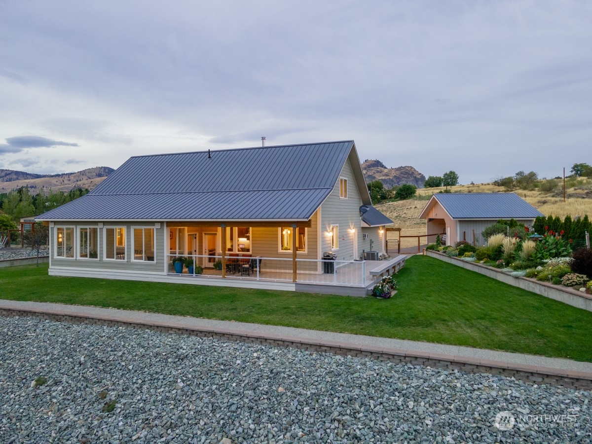 19 Miller Road Chelan, WA 98816 - Photo 4 of 40 Gallery Image 4