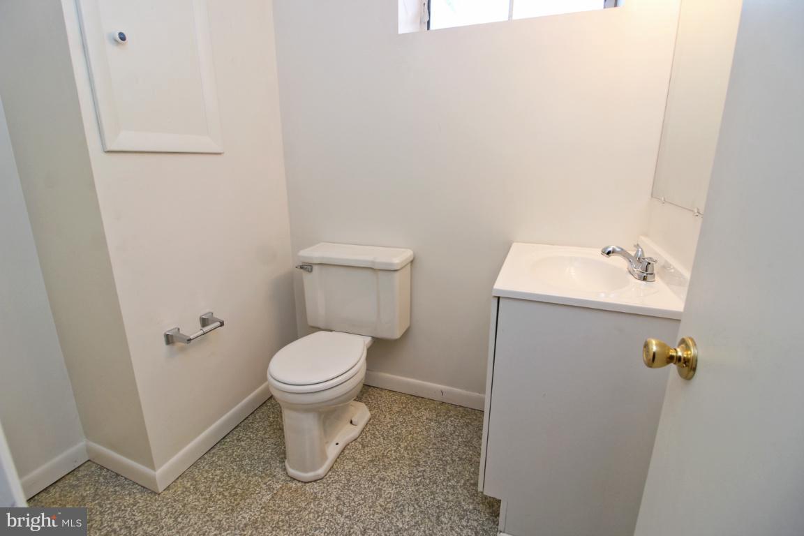 1203 June Road Halethorpe, MD 21227 - Photo 21 of 27 Bath